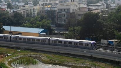 উৎসবের মরশুমে বিপুল ক্ষতি, মদন দত্ত লেনের একাধিক সোনার দোকানে ফাটল 