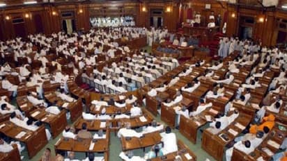 எக்கச் சக்க கடனில் தமிழகம்...!! பட்ஜெட்டில் வெளியான பகீர் தகவல்...!!