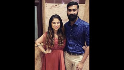 ಆನ್‌ ಸ್ಕ್ರೀನ್‌ ಬಿಡ್ರೀ, ಆಫ್‌ ಸ್ಕ್ರೀನ್‌ ಈ ಜೋಡಿ ಲವ್‌ ಸ್ಟೋರಿ ಕೇಳಿ!