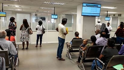 श्रीलंका ने भारत समेत 48 देशों के लिए वीजा सुविधा 30 अप्रैल तक बढ़ी