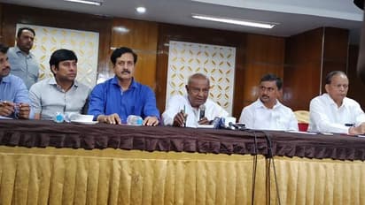 ದೇವೇಗೌಡ್ರ ಮಾನಸ ಪುತ್ರ ಈಸ್ ಬ್ಯಾಕ್: ದತ್ತಾ ಸರ್ಪ್ರೈಸ್ ಎಂಟ್ರಿಯಿಂದ ಊಹಾಪೋಹಗಳಿಗೆ ತೆರೆ