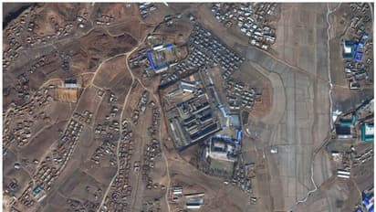 പട്ടിണി കിടത്തിയും സഹതടവുകാരെക്കൊണ്ട് കല്ലെറിയിപ്പിച്ചും കൊല; ജയിലിലെ ദാരുണമായ ജീവിതാനുഭവം