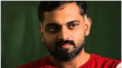 'കരുണ' സംഗീത നിശ: ആരോപണം ഉന്നയിക്കുന്നവർ നിയമപരമായി നീങ്ങണം; കളക്ടറുടെ പേര് വന്നത് സാങ്കേതിക പിഴവെന്ന് ബിജിബാൽ