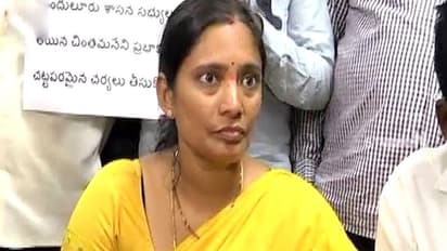 మరో వివాదంలో ఎమ్మార్వో వనజాక్షి, గ్రామస్తుల దాడి