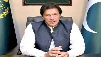 पाकिस्तान में सेना ने इमरान को दिखाई हैसियत, जानें है क्या मामला