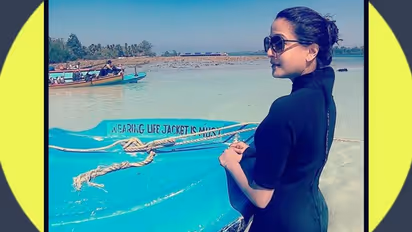 নীল জলরাশির মাঝখানে কালো বিকিনিতে উত্তাপ ছড়ালেন এই বিখ্যাত অভিনেত্রী,  দেখে নিন ছবিগুলি