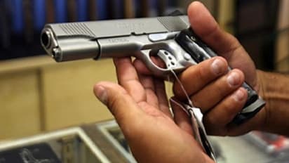 10वीं की छात्रा ने गोली मारकर की खुदकुशी, पिता है रक्षामंत्री पीएसओ