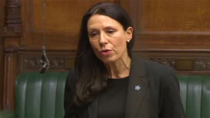 ब्रिटिश सांसद डेबी पर केन्द्र सरकार को मिला कांग्रेस नेता  सिंघवी का साथ, बताया पाक एजेंट