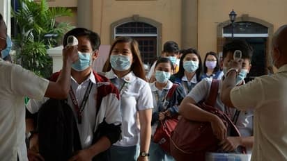 कोरोना के खौफ से सहमी दुनिया, दिल्ली में बायोमेट्रिक अटेंडेंस बंद, जापान में फंसे है 138 भारतीय