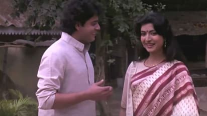 কান্নায় ভেঙে পড়লেন দেবশ্রী, তাপসের মৃত্যু সংবাদ বিশ্বাস হচ্ছে না অভিনেত্রীর