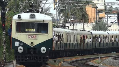 ரயில் முன் பாய்ந்து தற்கொலை... குழந்தைகள் உள்ளிட்ட 3 பேர் உடல் சிதறி உயிரிழப்பு..!