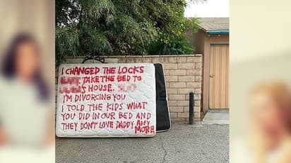 कुछ दिनों के लिए बाहर गई पत्नी, बिस्तर पर दूसरी औरत ले आया पति, फिर...