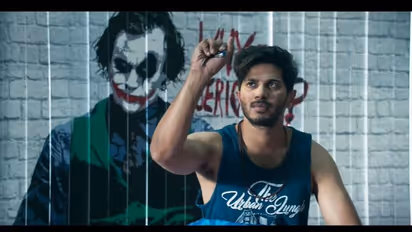 பர்சனல் போன் உரையாடல் லீக் ஆகிடுச்சே... வருத்தத்தில் இளம் இயக்குநர்...!