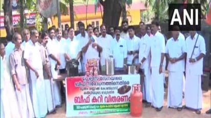 Congress distributes beef curry in front of police station in Kerala
