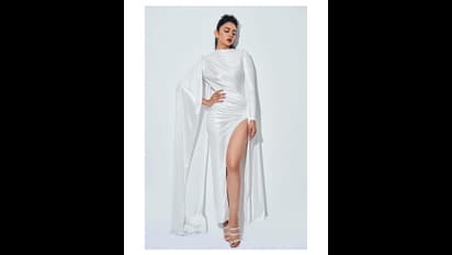 కళ్ళు చెదిరే అందం.. రకుల్ ప్రీత్ సింగ్ హాట్ ఫోటో షూట్!