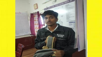 దివ్య హత్య కేసు: వేములవాడలో లొంగిపోయిన వెంకటేష్