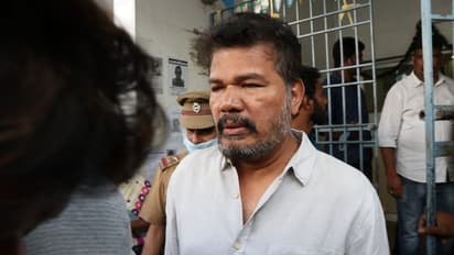 விரக்தியின் உச்சத்தில் இயக்குநர் ஷங்கர்... லைகா போட்ட கன்டிஷனால் நொந்து போன சம்பவம்...!