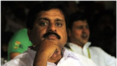 കള്ളപ്പണ ഇടപാട്; വി എസ് ശിവകുമാറിന് വീണ്ടും ഇ ഡി നോട്ടീസ്, തിങ്കളാഴ്ച ഹാജരാകണം