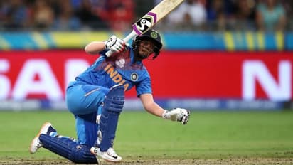 വനിത ടി20 ലോകകപ്പ്: മുന്നിര താരങ്ങള് നിരാശപ്പെടുത്തി, ഇന്ത്യക്കെതിരെ ഓസീസിന് 133 റണ്സ് വിജയലക്ഷ്യം