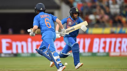 ಮಹಿಳಾ ಟಿ20 ವಿಶ್ವಕಪ್: ಆಸೀಸ್ಗೆ ಸ್ಫರ್ಧಾತ್ಮಕ ಗುರಿ ನೀಡಿದ ಭಾರತ