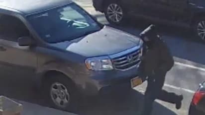 Bengaluru man on scooter asks for address, flashes woman journalist