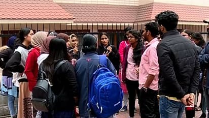 വിദ്യാര്ത്ഥി സംഘത്തെ ടൂര് ഏജന്റ് കബളിപ്പിച്ചു; ദില്ലിയില് കുടുങ്ങി മലയാളികള്