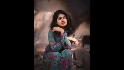 ಮಾಲಿವುಡ್‌ ಸುಂದರಿ ಅನಾರ್ಕಲಿ ಮರಿಕರ್ ಬಿಕಿನಿ ಫೋಟೋ ವೈರಲ್‌ ಆಗಿದ್ಯಾಕೆ?