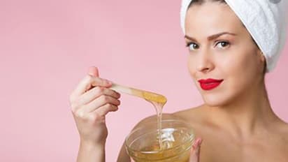 മുഖത്തെ കറുത്ത പാട് മാറ്റണോ; തേൻ ഈ രീതിയിൽ ഉപയോഗിച്ച് നോക്കൂ