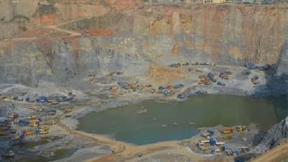 यूपी के सोनभद्र में सोने के भंडार पर जीएसआई ने लगाया ब्रेक