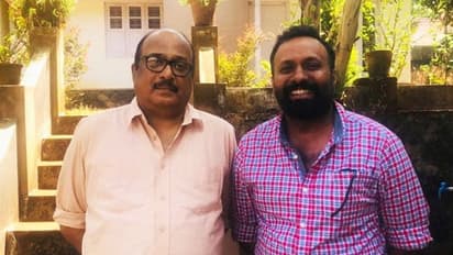 ഡെന്നീസ് ജോസഫിന്റെ തിരക്കഥയില് ഒമര് ലുലു ചിത്രം? സൂചനയുമായി സംവിധായകന്