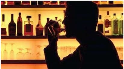 ಮದ್ಯ ಮಾರಾಟ ನಿಷೇಧ : ಜಿಲ್ಲಾಧಿಕಾರಿ ಆದೇಶ