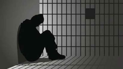 ಎಎಸ್ಸೈ ವೇಷ ಹಾಕಿ ವಂಚಿ​ಸು​ತ್ತಿ​ದ್ದ​ವ ಅರೆಸ್ಟ್