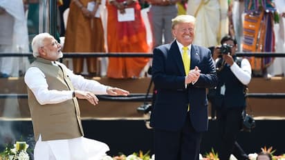 பதற்றத்தில் டெல்லி..! டிரம்ப் வரும் போது நடந்த அதிர்ச்சி சம்பவம்..! பதறிய டெல்லி முதல்வர்..!