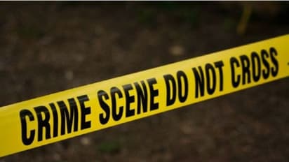 അത്താഴത്തിന് സ്പെഷ്യല് മനുഷ്യ മാംസം; യുവാവ് പിടിയില്