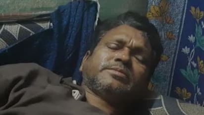 রাস্তায় নানচাকু নিয়ে বিজেপি সমর্থকের উপর হামলা, ভাইরাল ভিডিও