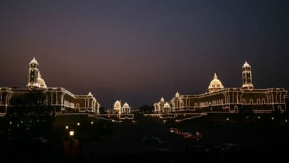 ডাক পেলেন না সনিয়া, ট্রাম্পের সম্মানে আয়োজিত নৈশভোজ বয়কট কংগ্রেসের