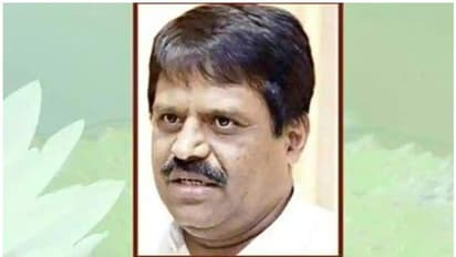 പാക് അനുകൂല മുദ്രാവാക്യം മുഴക്കുന്നവരെ കാണുന്നിടത്ത് വച്ച് വെടി വയ്ക്കണം; കർണാടക എംഎൽഎ