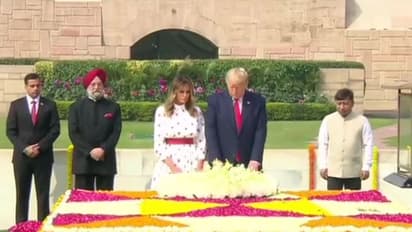 വെള്ള പുഷ്പങ്ങളുടെ റീത്ത്; മഹാത്മാ ഗാന്ധിക്ക് ആദരമർപ്പിച്ച് അമേരിക്കൻ പ്രസിഡൻ്റ്