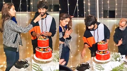 মধ্যরাতে কেক কেটে সেলিব্রেশন শুরু, শাহিদের জন্মদিনে আলিয়া কিয়ারার পোস্ট