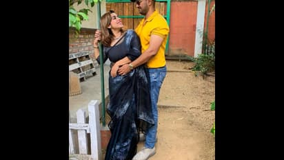 காதல் சந்தியாவின் காதல் கணவரை பாத்து இருக்கீங்களா??? இதோ பாருங்க.......