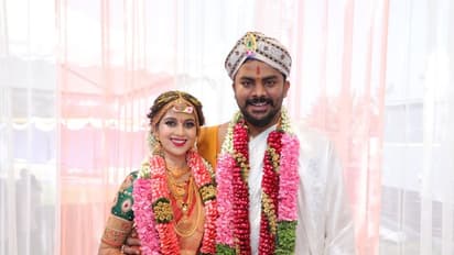 ಫೋಟೋಸ್: ಸಪ್ತಪದಿ ತುಳಿದ ಬಿಗ್‌ಬಾಸ್ ಚಂದನದ ಗೊಂಬೆ