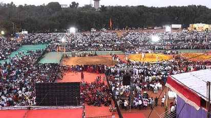 ಧಾರವಾಡದಲ್ಲಿ ಕುಸ್ತಿ ಕಾಳಗ: ರೋಚಕ ಕ್ಷಣಗಳ ಫೋಟೋಗಳು ಇಲ್ಲಿವೆ