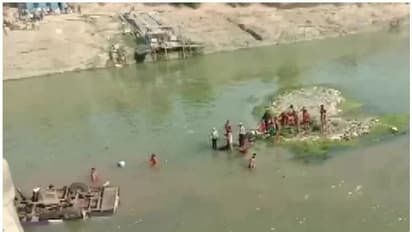 രാജസ്ഥാനില് ബസ് പുഴയിലേക്ക് മറിഞ്ഞു, 24 മരണം