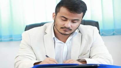 आजम खान के बेटे अब्दुल्ला आजम की विधानसभा सदस्यता रद्द, जेल जाने के बाद अब होगी वेतन और भत्तो की वसूली