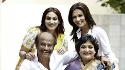 மண்டை முழுக்க கலர் பொடி..! மகளுடன் சேர்ந்து கலர் ஃபுல் ஹோலி கொண்டாடிய சூப்பர் ஸ்டார்! வைரல் புகைப்படம்!