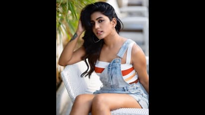 స్టన్నింగ్ బ్యూటీ.. ఈషా రెబ్బ స్టైలిష్ అండ్ హాట్ లుక్స్