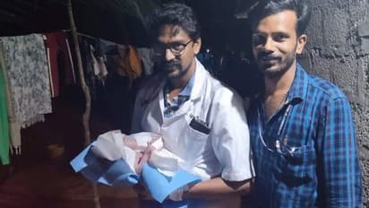 ആശാ വർക്കറുടെ വീട്ടിൽ പ്രസവിച്ച ആദിവാസി യുവതിക്ക് കൈത്താങ്ങായ് കനിവ് 108 ആംബുലൻസ്