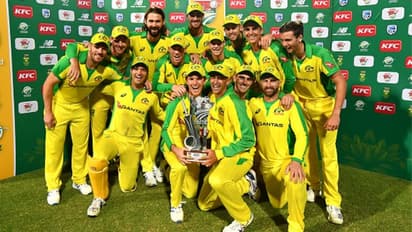 ஃபின்ச் - வார்னர் அதிரடி அரைசதம்.. சொந்த மண்ணில் தென்னாப்பிரிக்காவை வீழ்த்தி டி20 தொடரை வென்றது ஆஸ்திரேலியா