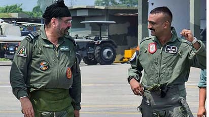 অভিনন্দনকে মুক্তি না দিলে তছনছ হয়ে যেত পাকিস্তান, সাদিক ইস্যুতে সুর চড়ালেন প্রাক্তন বায়ুসেনা প্রধান