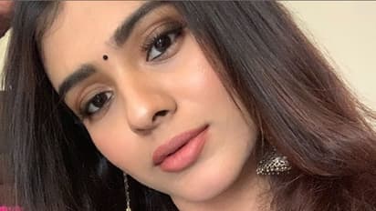 హెబ్బాపటేల్ హాట్ అందాలు.. ఫోటోలు వైరల్!